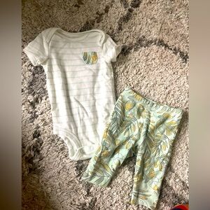 Carters floral outfit